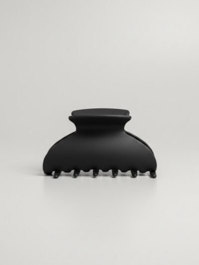 Pince à cheveux noire mate